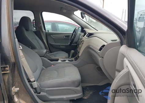 2014 Chevrolet Traverse Ls z USA, uszkodzony, nr VIN 1GNKRFED3EJ140534